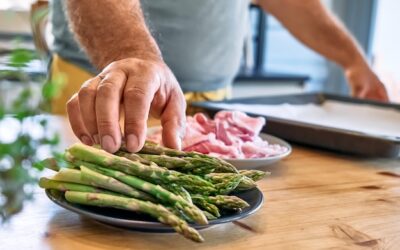 Czym doprawić szparagi, aby wydobyć ich smak?