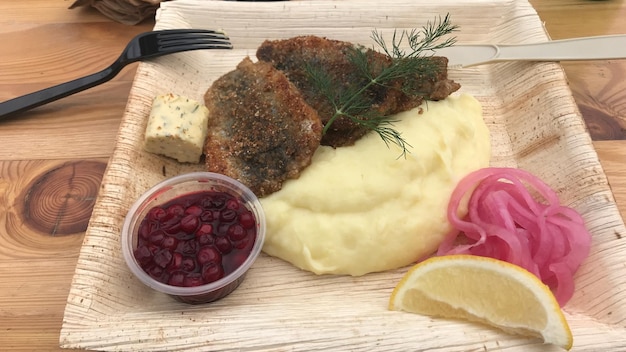 Dania jarskie co to znaczy i skąd wzięła się ta nazwa?