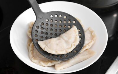 Dlaczego pierogi są twarde i co może wpływać na ich konsystencję?