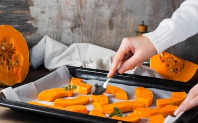 Jak upiec dynię w piekarniku do ciasta, by wydobyć jej słodycz?