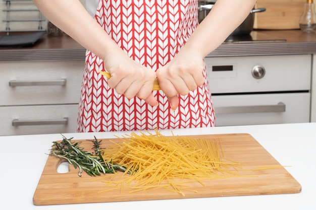 Makaron jak zrobić samemu w domowych warunkach?