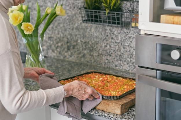 Ile czasu piec lasagne w piekarniku, by była idealnie zapieczona?