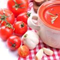 Z czym pomidorowa smakuje najlepiej?